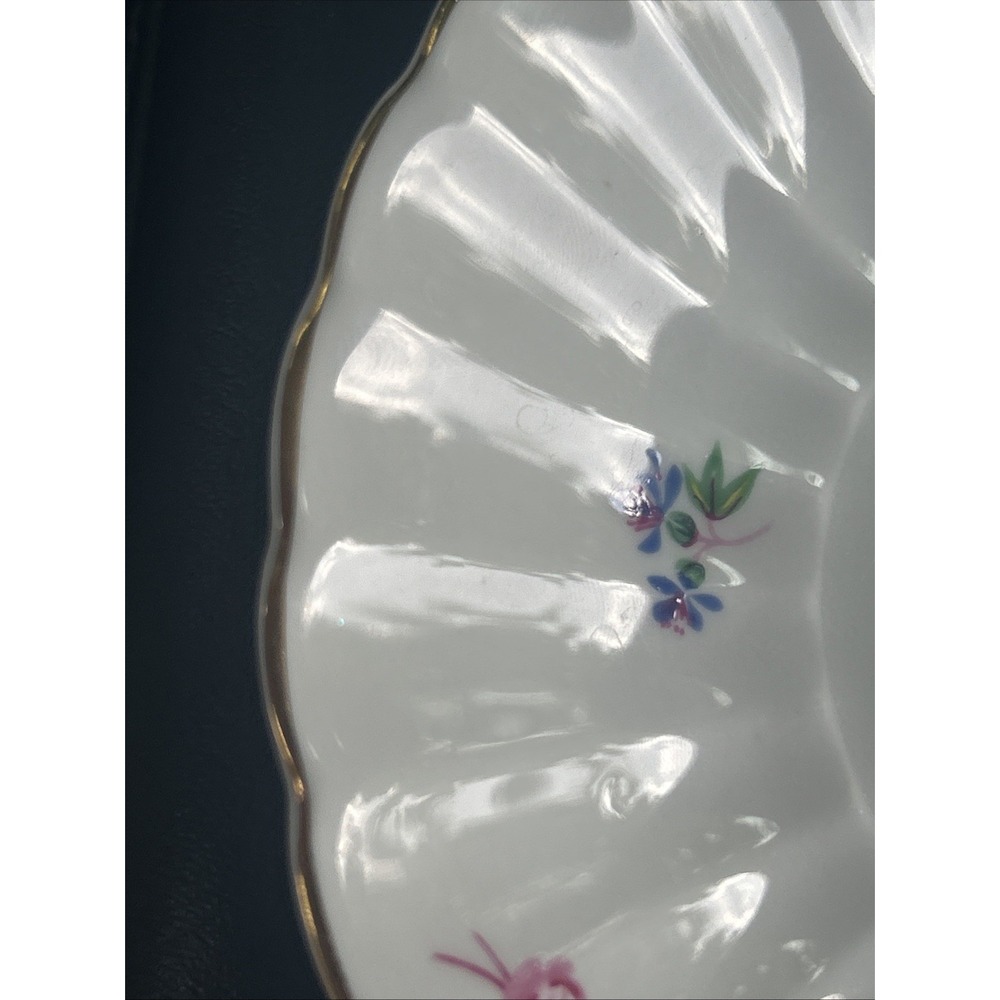 Vintage Royal Tuscan Fine Bone China Cup/Saucer Set Mini Floral Pattern - Picture 9 of 15